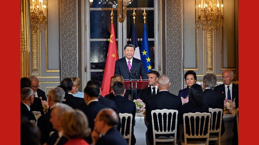 习近平会见荷兰首相吕特