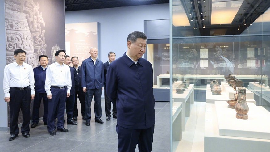 习近平举行仪式欢迎塞内加尔总统法耶访华
