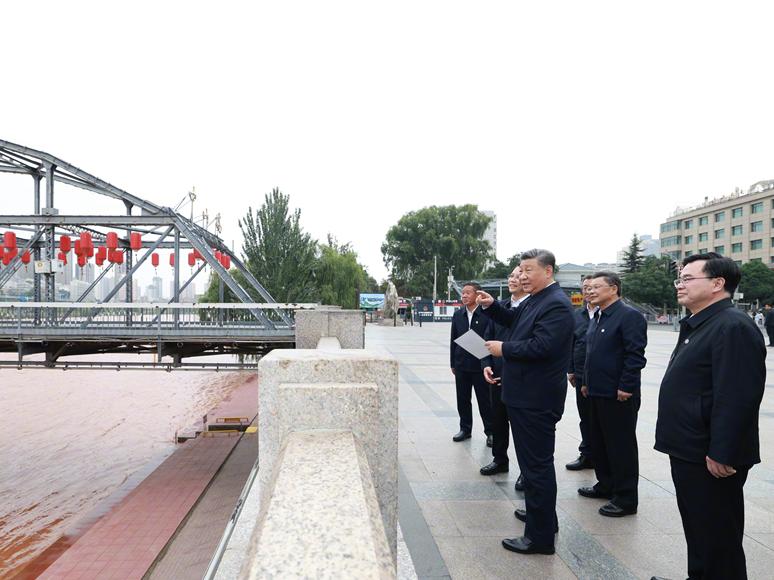 习近平会见赤道几内亚总统奥比昂