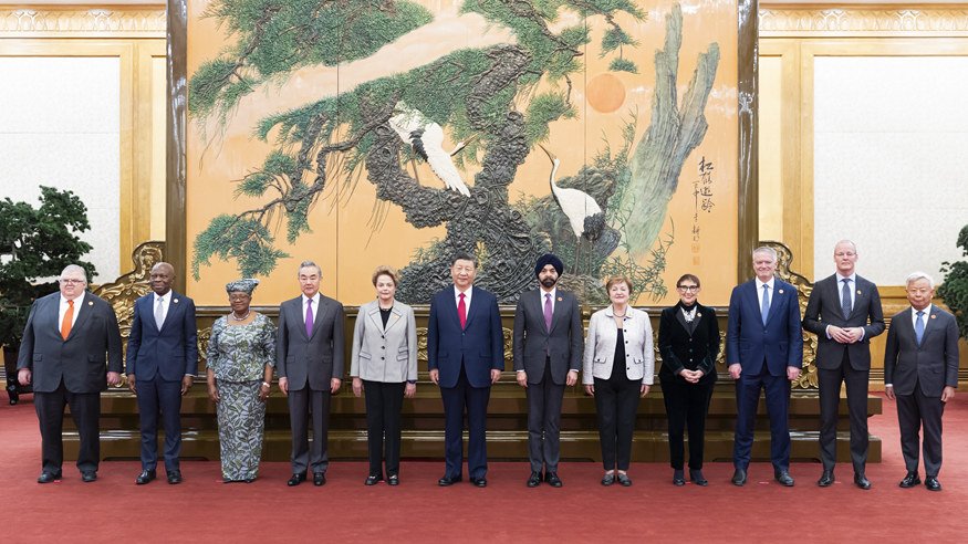 习近平会见墨西哥总统辛鲍姆