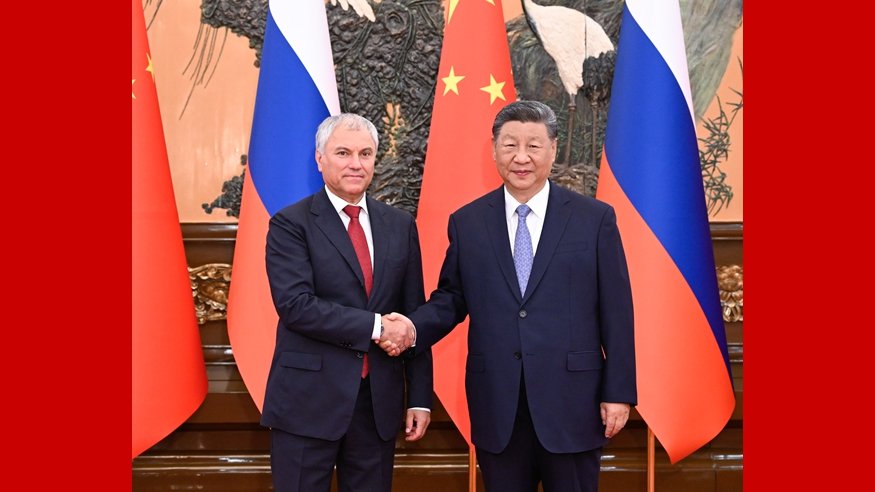 习近平会见哈萨克斯坦总统托卡耶夫
