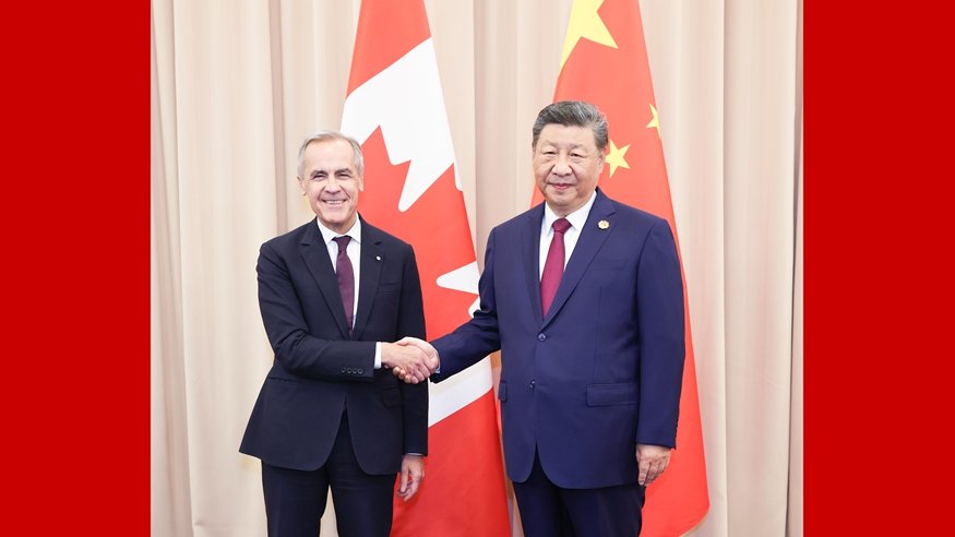 习近平会见俄罗斯总理米舒斯京